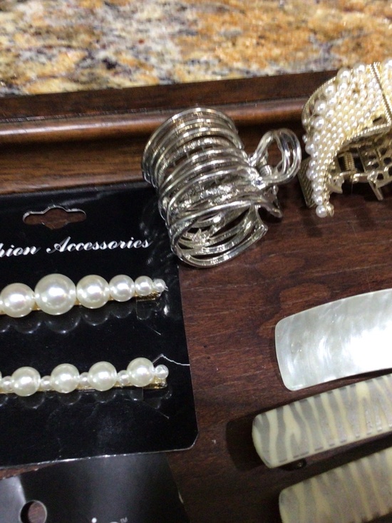 Tray of fashion hair Accessories. Some are Vintage all in great shape. main image 5